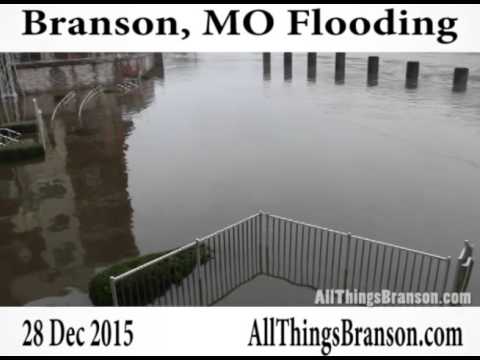 Branson Missouri Flood Branson Landing Fountains 2 (2015 Footage)